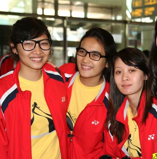 Anneke Feinya Agustine and friends (Maria febe,Lindaweni,Agustine).