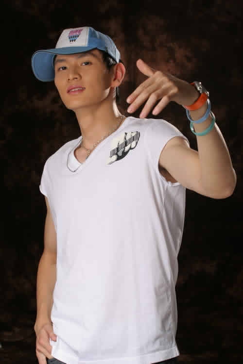 Bao Chunlai cool pose.
