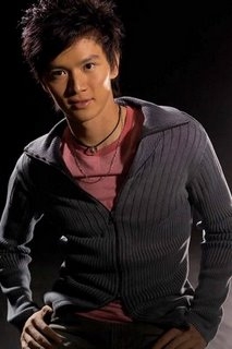 Bao Chunlai good looks.