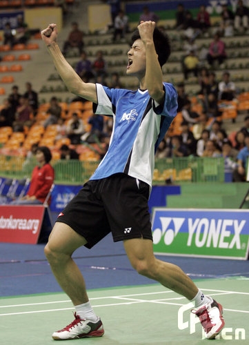 Chen Long at a badminton match.