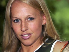 Picture of Gail Emms.