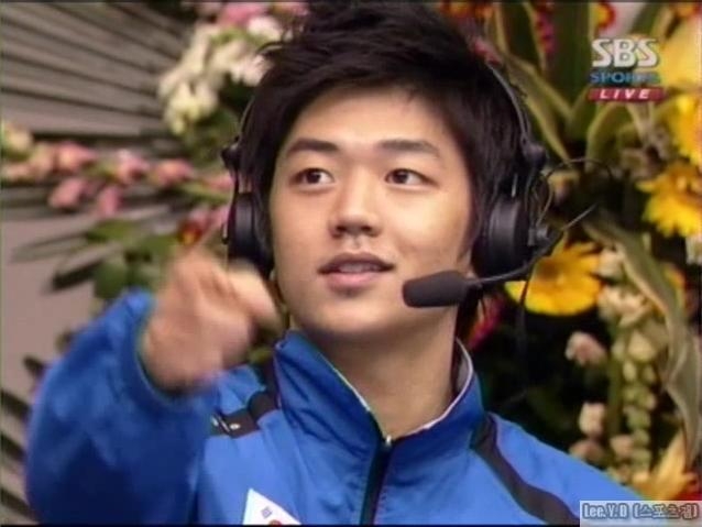 Lee Yong Dae on a South Korean TV show