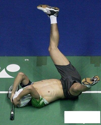 Lin Dan shirtless celebration!