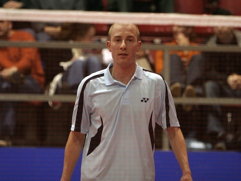 Peter Gade short hair.